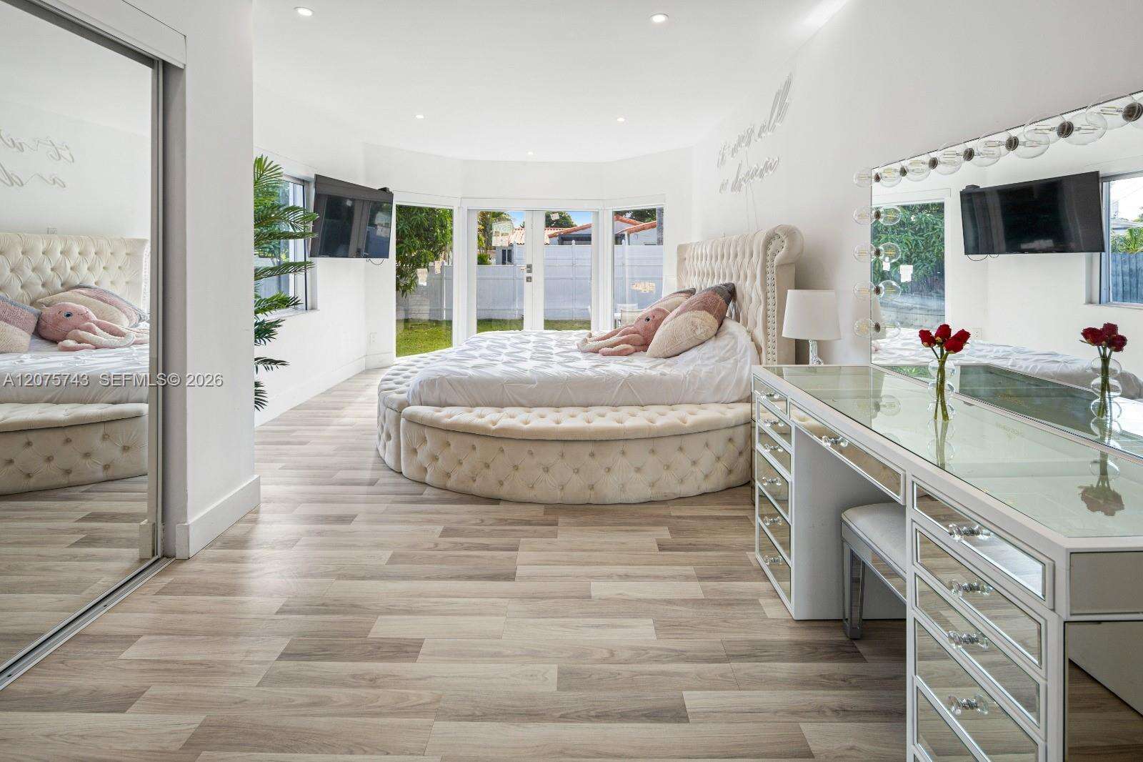 Miami Beach | 1460 Marseille Dr N/A | Picture 7