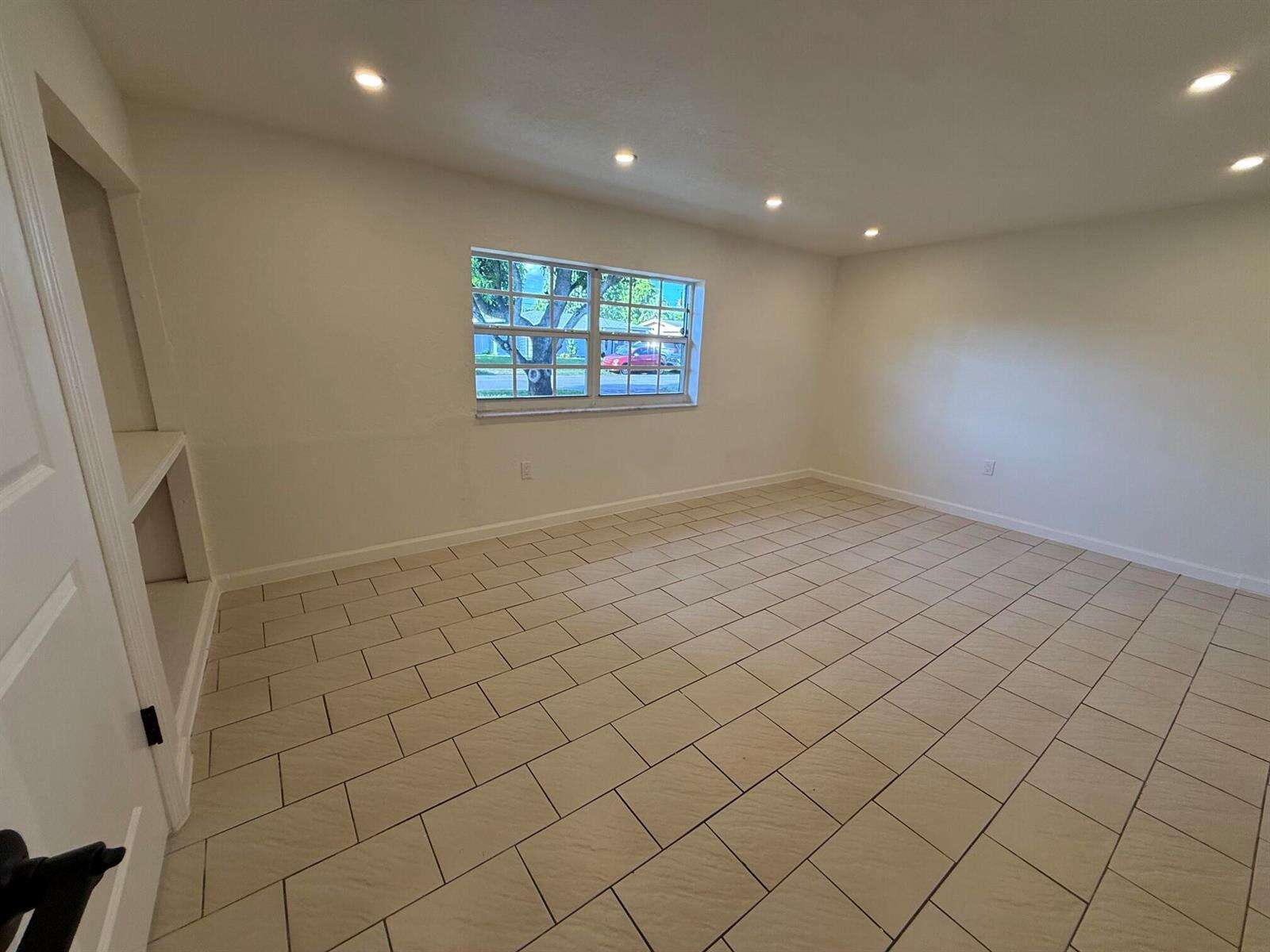 Miramar | 7820 Orleans N/A | Picture 12