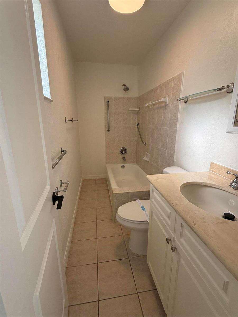 Miramar | 7820 Orleans N/A | Picture 32