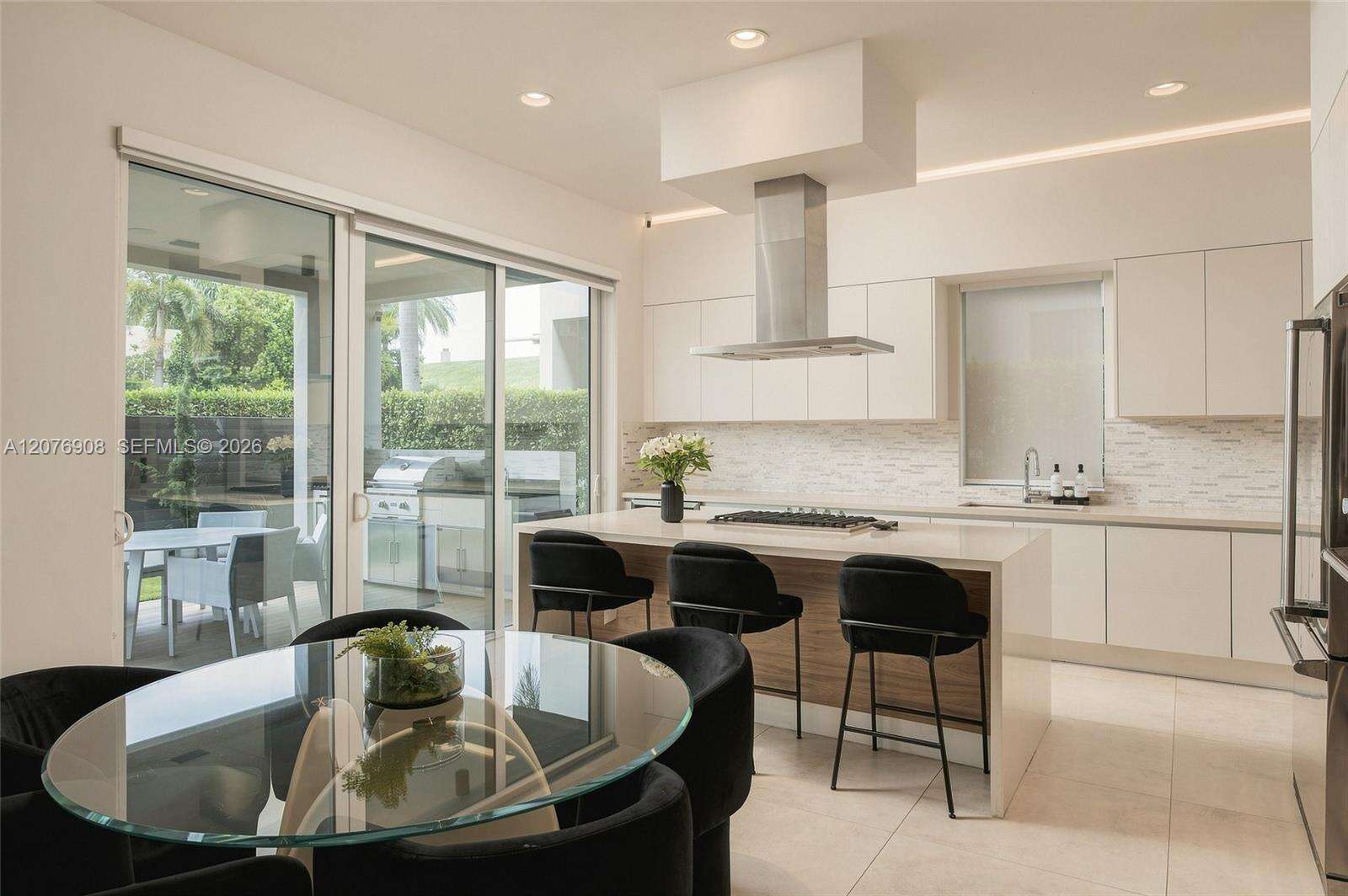 Doral | 7423 102th Ct N/A | Picture 12