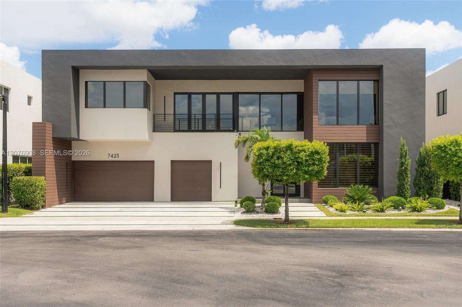 Doral | 7423 102th Ct N/A | Picture 4