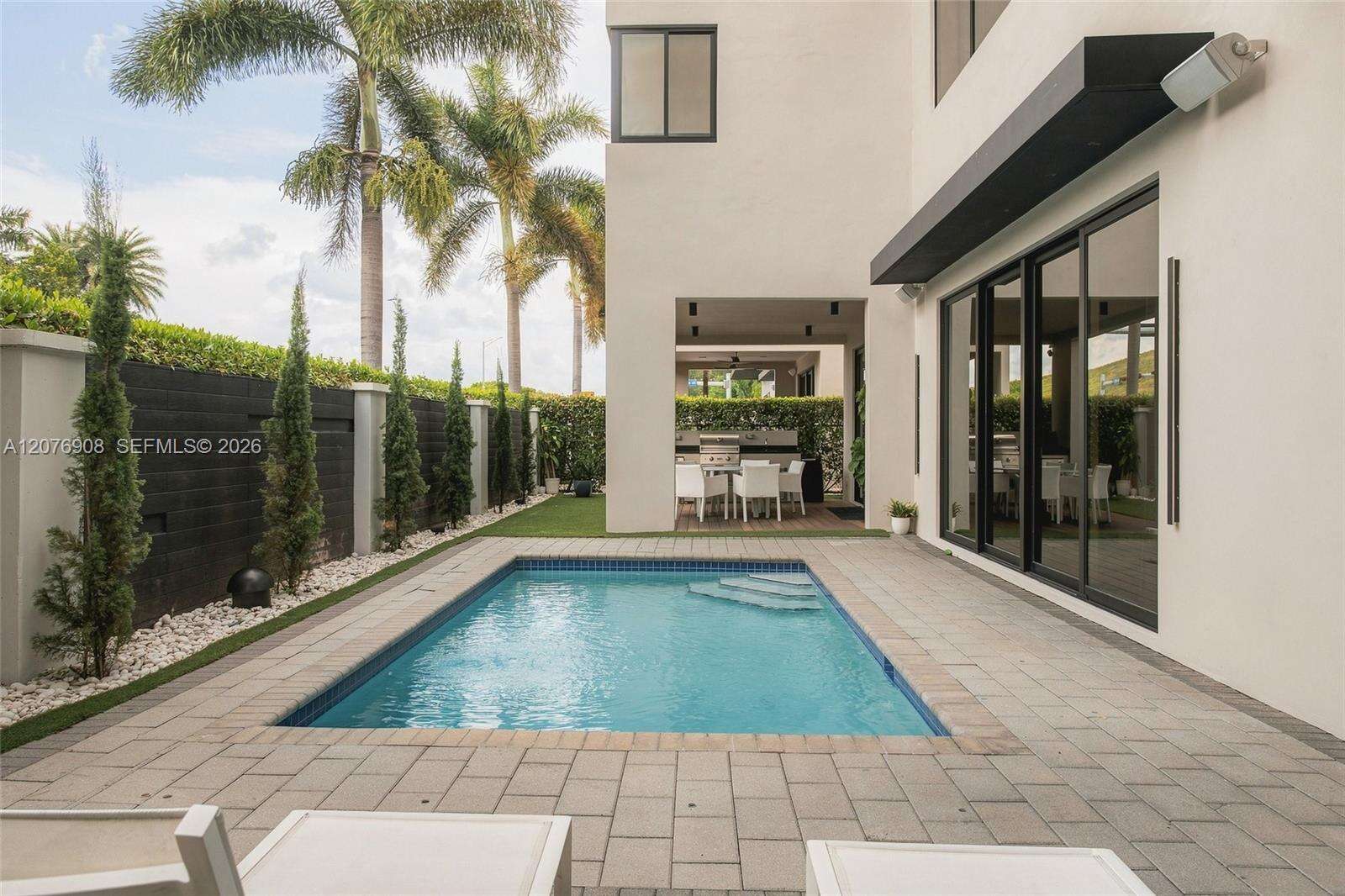 Doral | 7423 102th Ct N/A | Picture 49