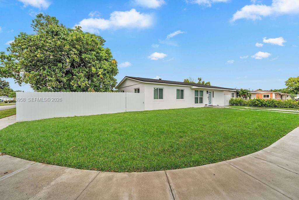 Miami Gardens | 20400 38th Ct N/A | Picture 4