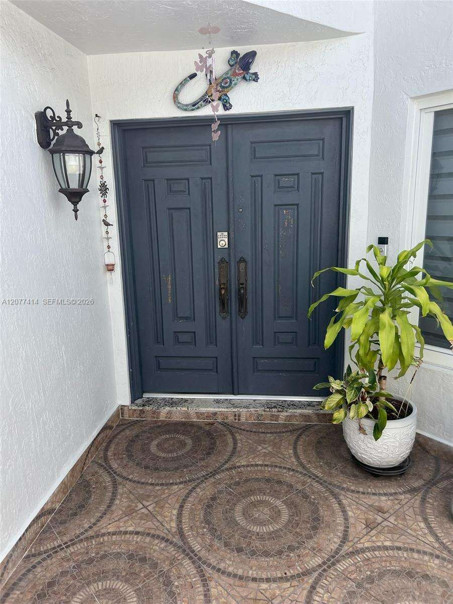 Miami | 5861 149th Ct N/A | Picture 2
