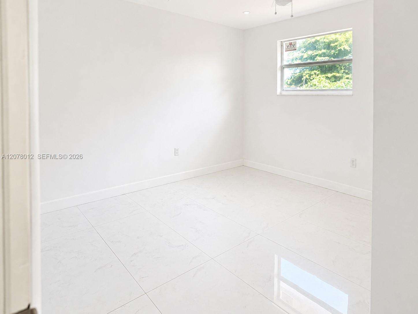 Miami | 6700 97th Ave N/A | Picture 19