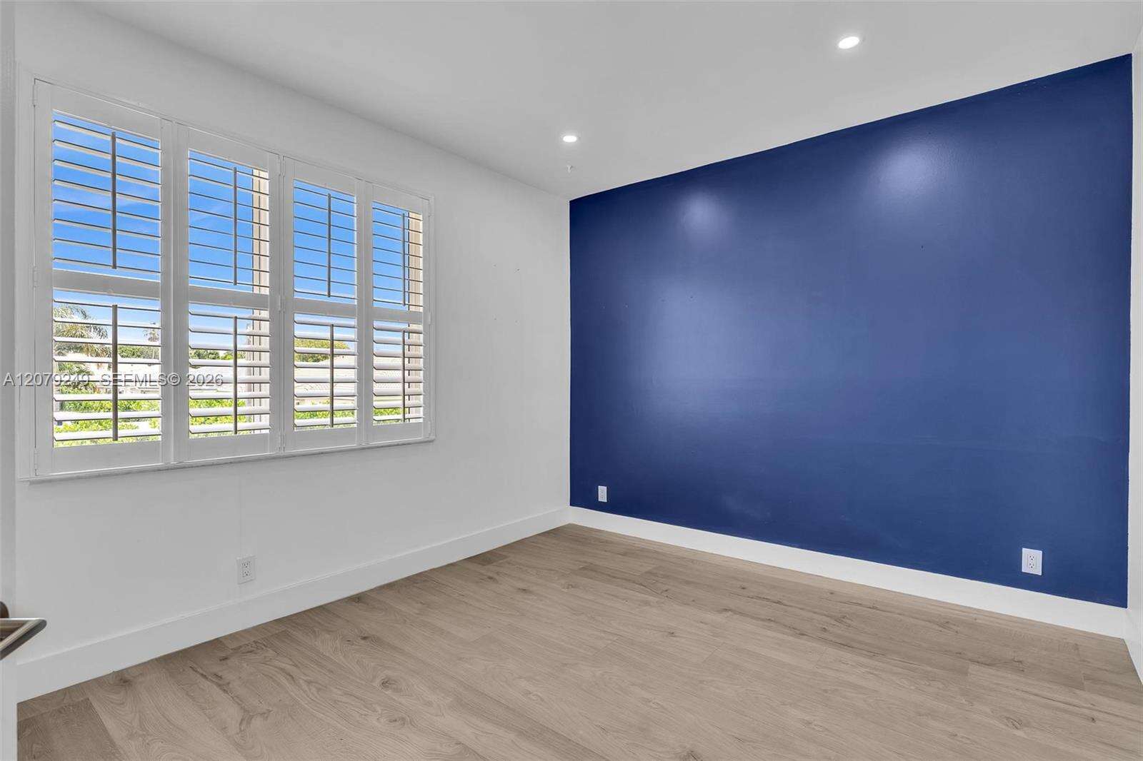 Hollywood | 3433 52nd Ct N/A | Picture 9