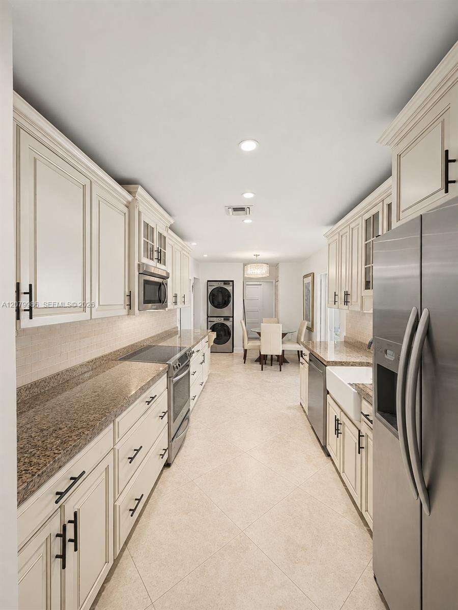 Fort Lauderdale | 2421 13th St N/A | Picture 25