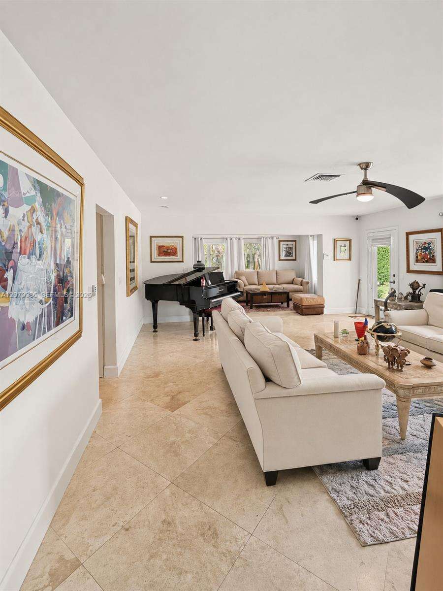 Fort Lauderdale | 2421 13th St N/A | Picture 32