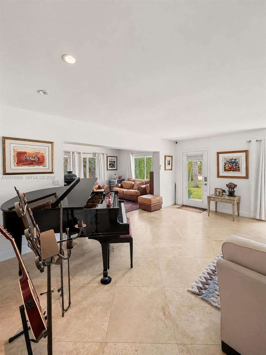 Fort Lauderdale | 2421 13th St N/A | Picture 34