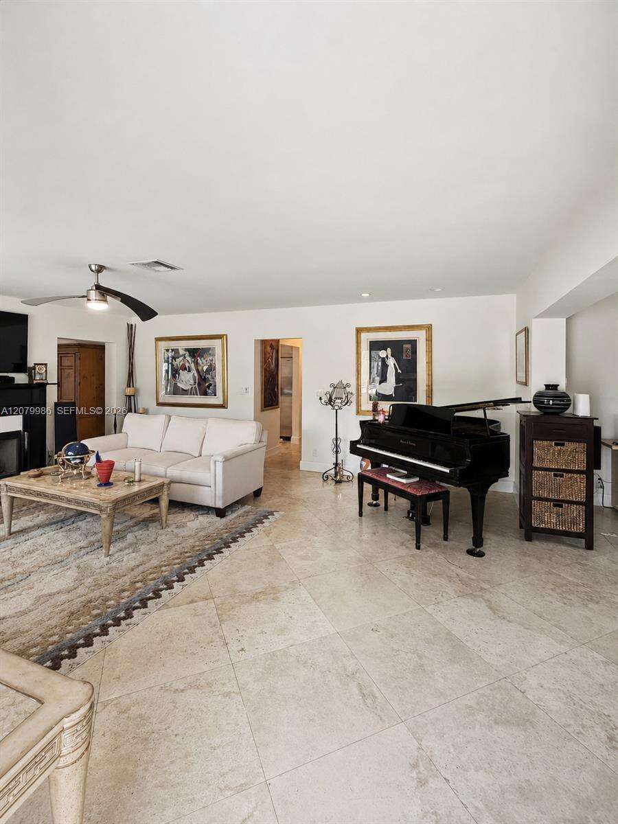 Fort Lauderdale | 2421 13th St N/A | Picture 35