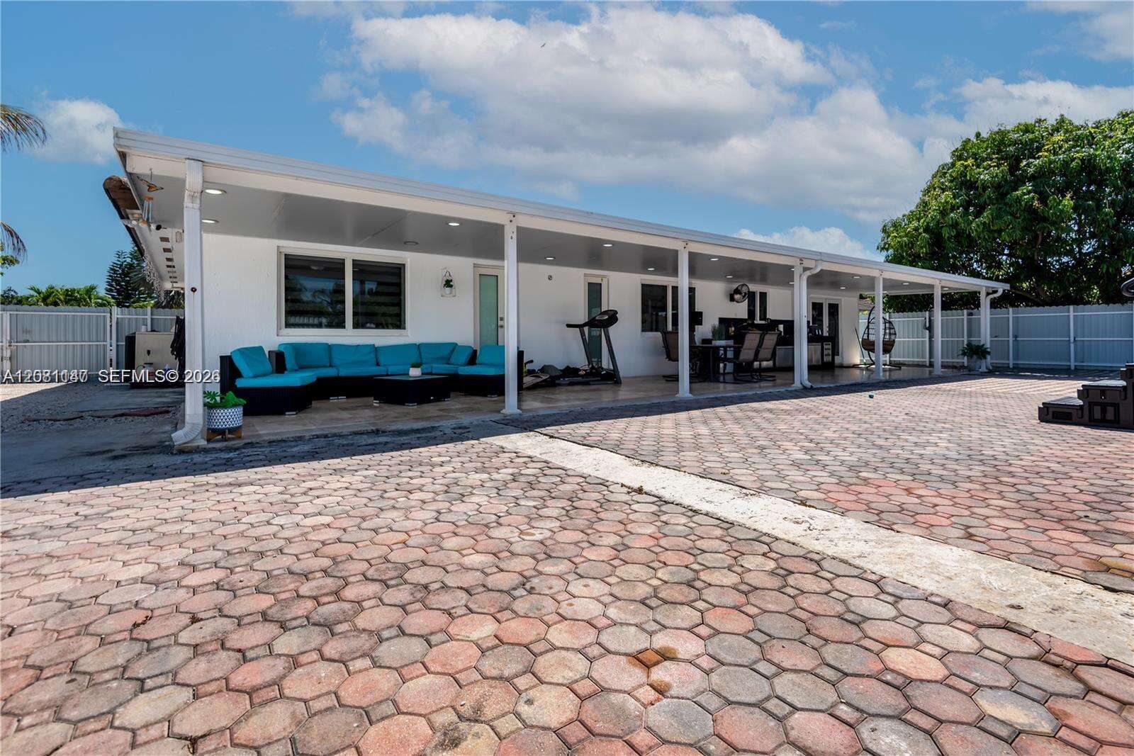 Miami | 12485 220th St N/A | Picture 4