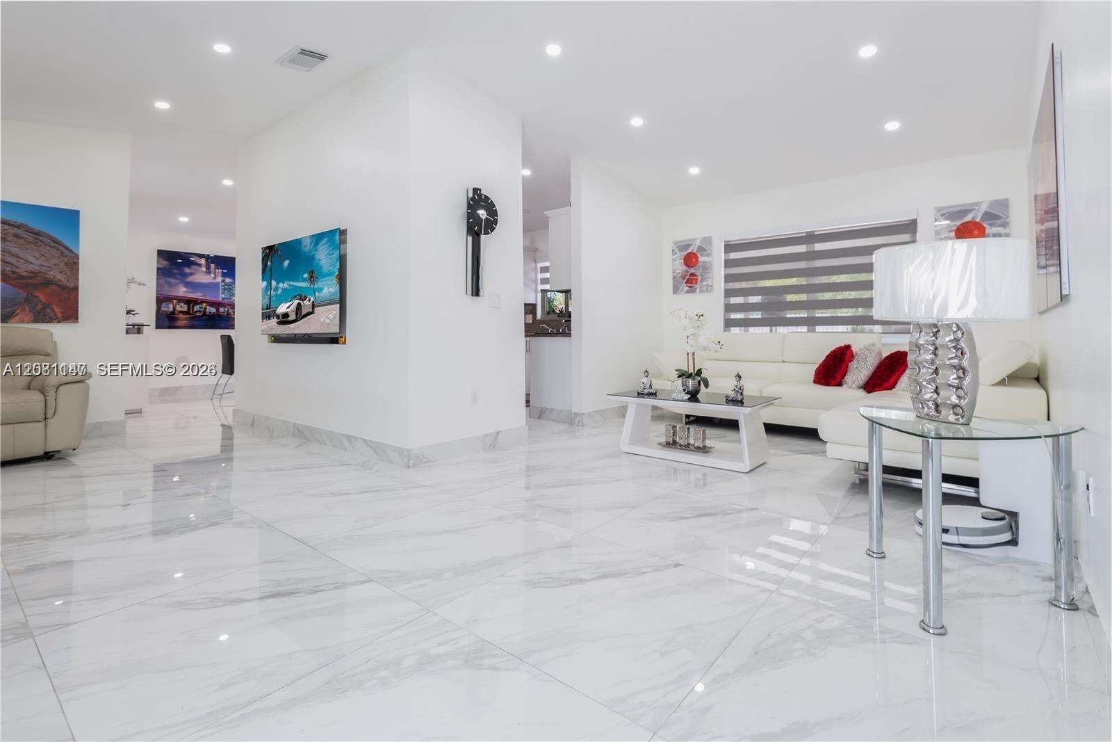 Miami | 12485 220th St N/A | Picture 7