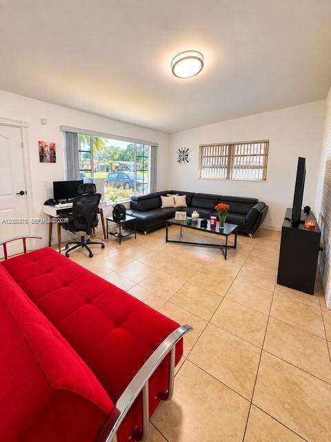 Pembroke Pines | 6541 5th St N/A | Picture 7
