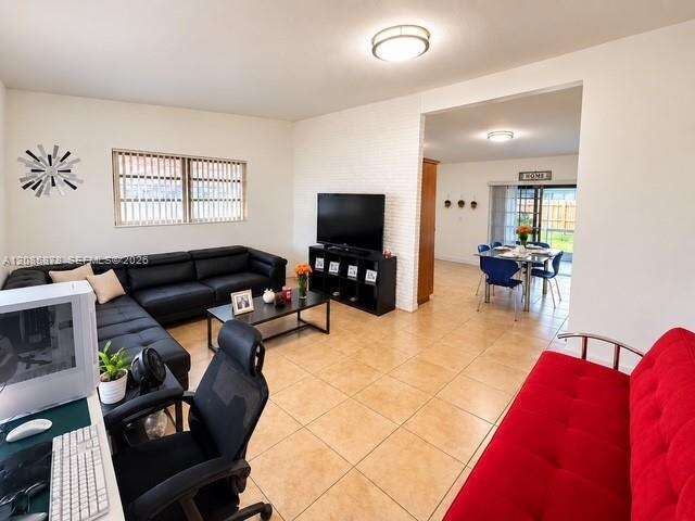 Pembroke Pines | 6541 5th St N/A | Picture 8