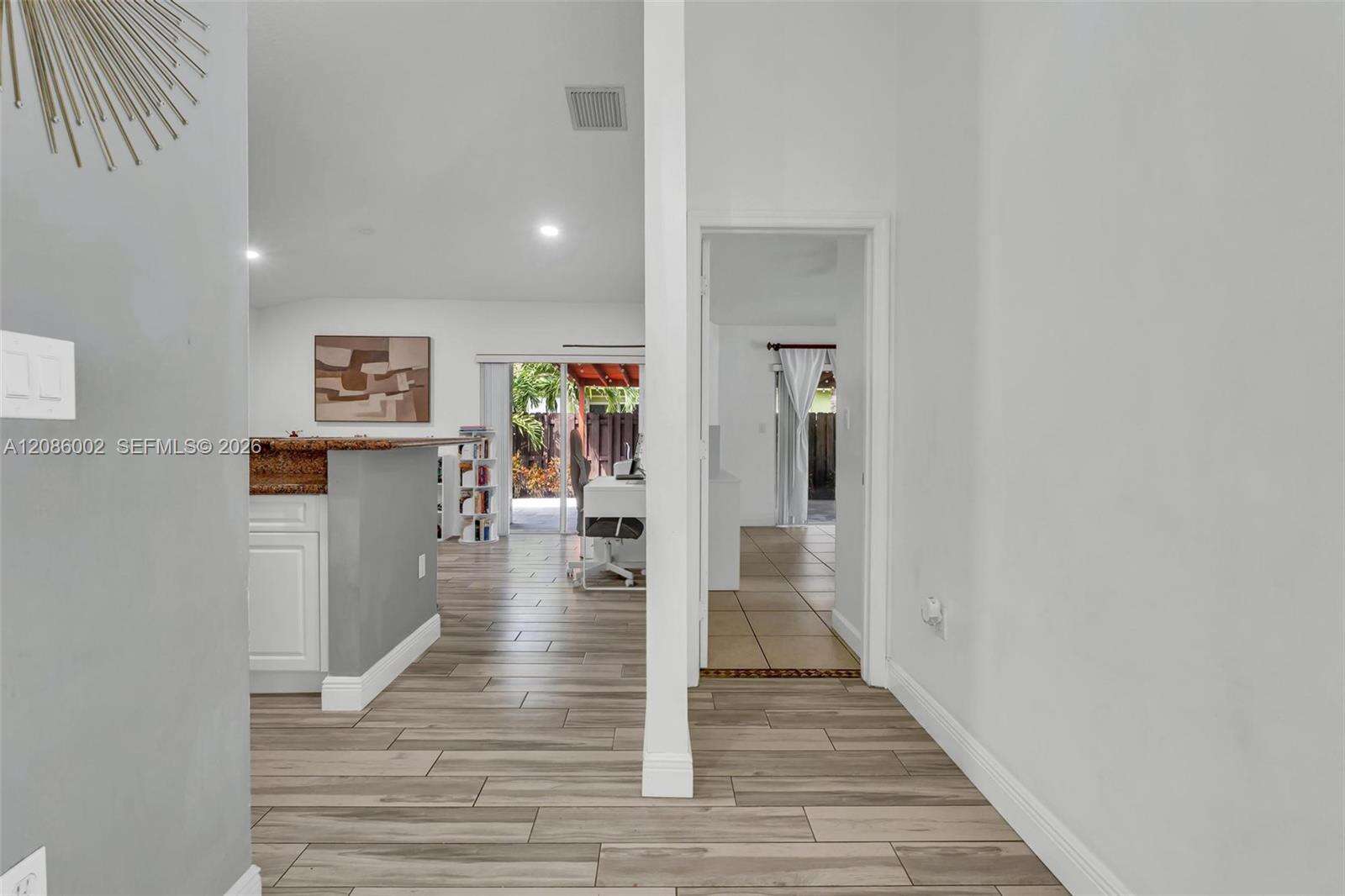 Miami | 13936 151st Ave N/A | Picture 15