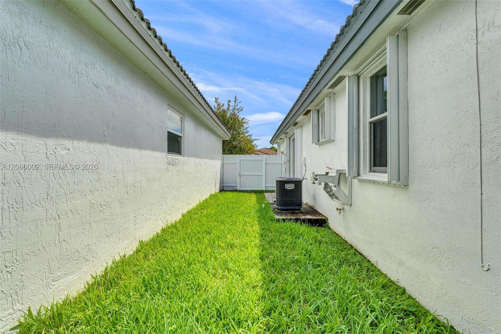 Miami | 13936 151st Ave N/A | Picture 32