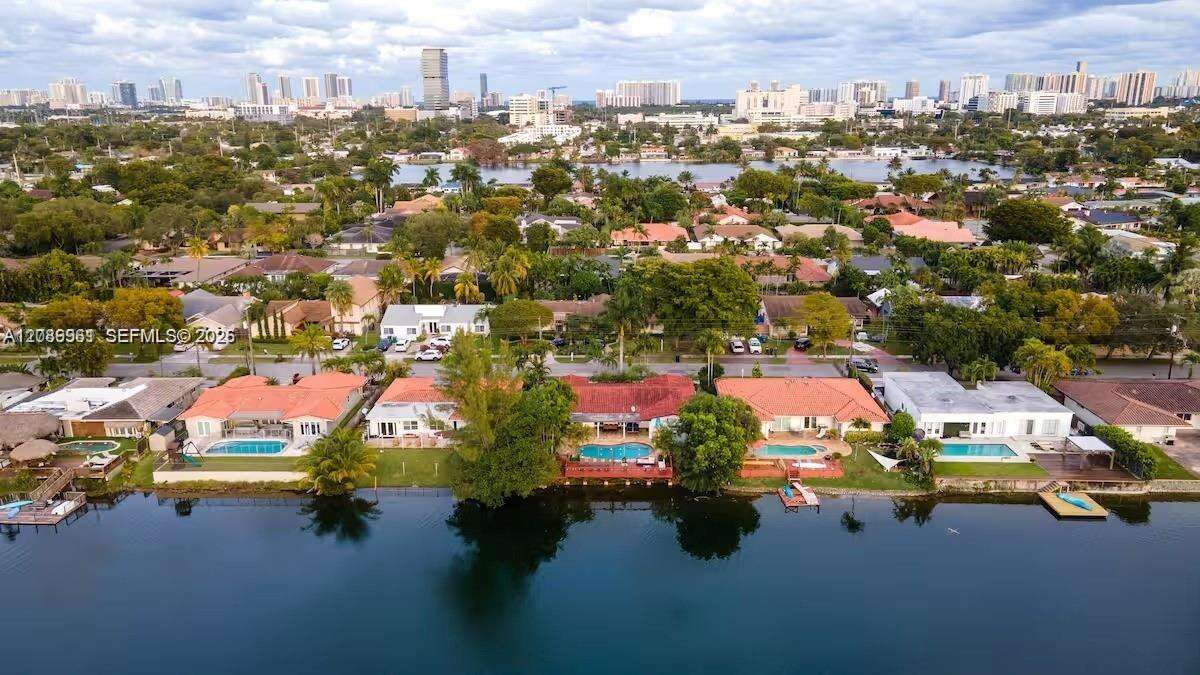 Miami | 21250 23rd Ave N/A | Picture 1