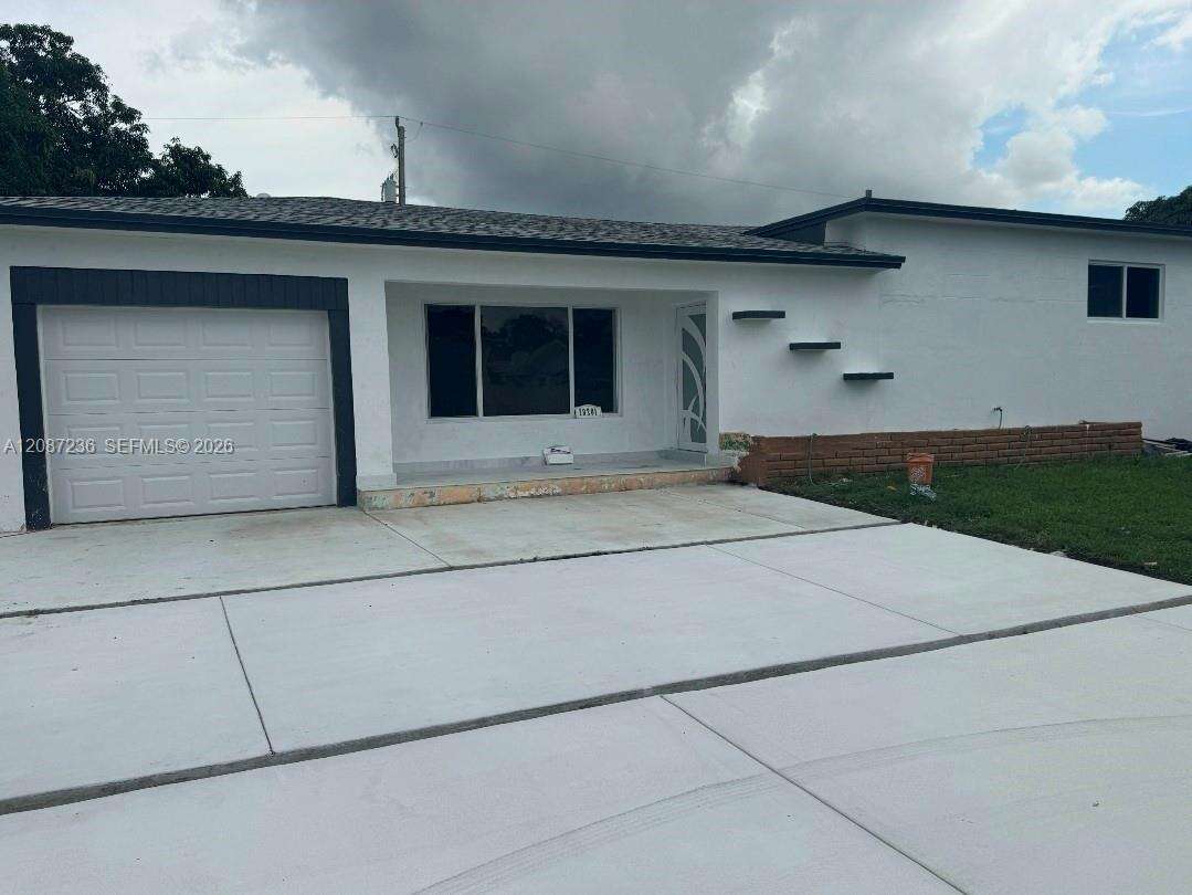 Miami Gardens | 19201 10th Ct N/A | Picture 1