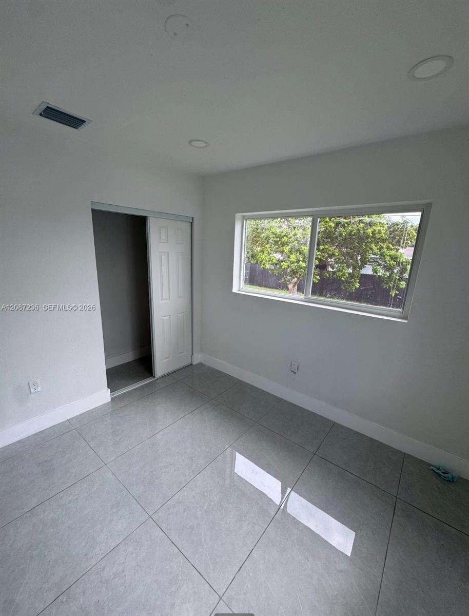 Miami Gardens | 19201 10th Ct N/A | Picture 11