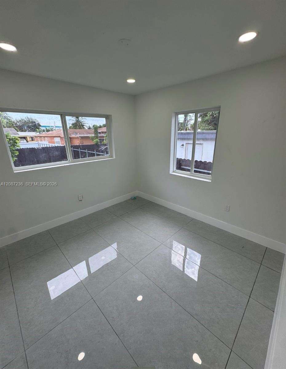 Miami Gardens | 19201 10th Ct N/A | Picture 14