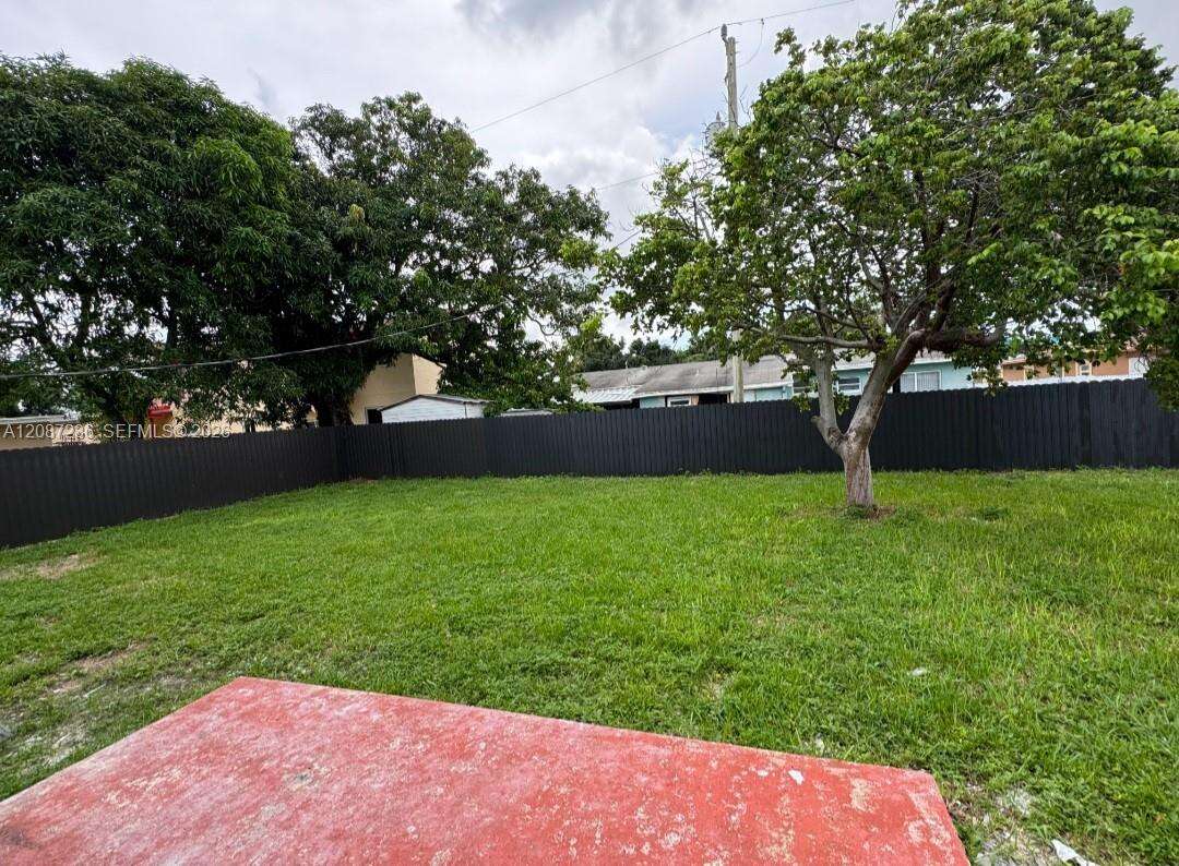 Miami Gardens | 19201 10th Ct N/A | Picture 16