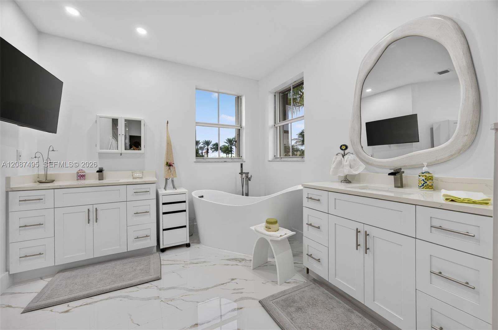 Miami | 2644 152nd Pl N/A | Picture 18