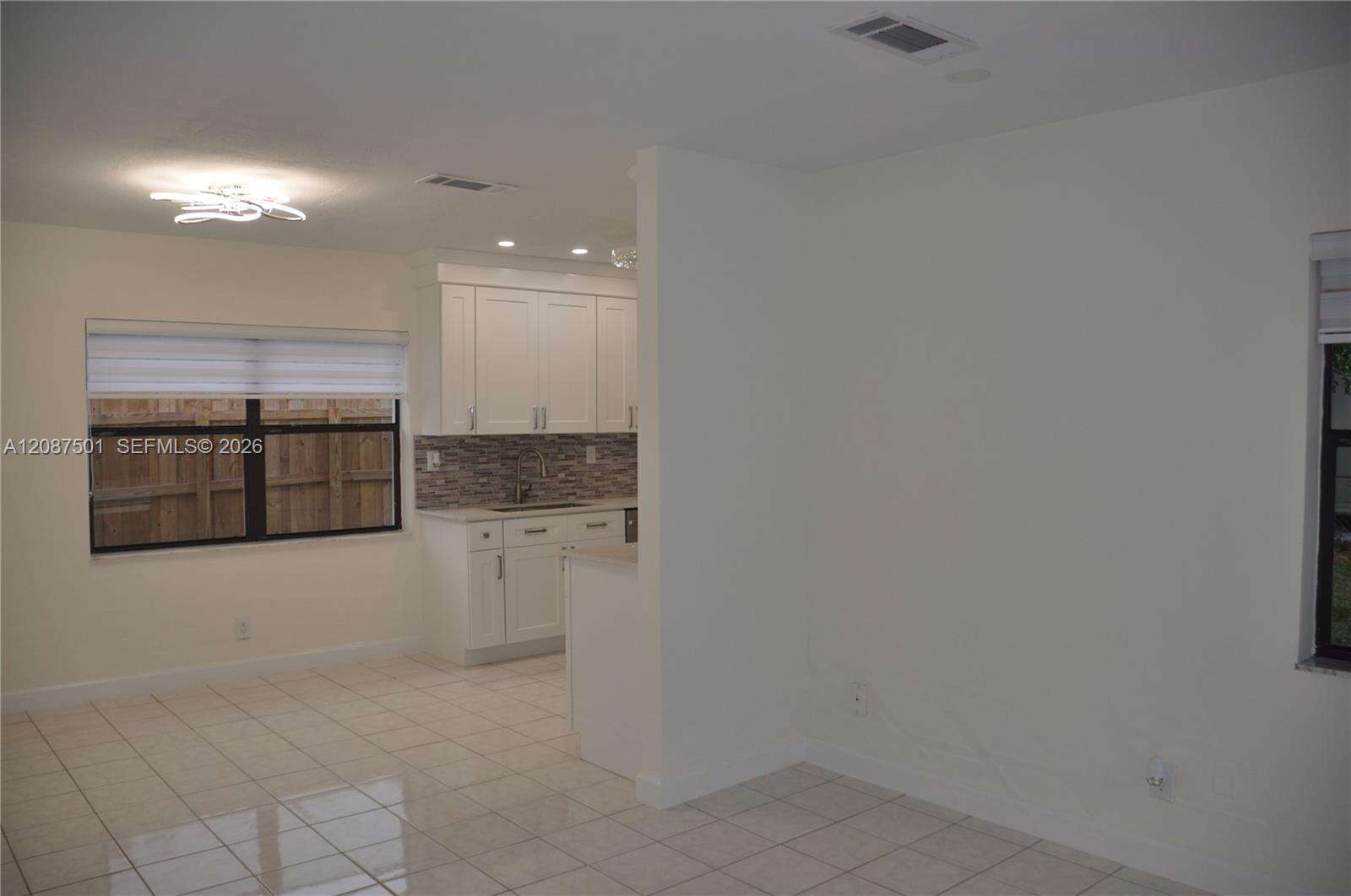 Oakland Park | 571 61st St N/A | Picture 17