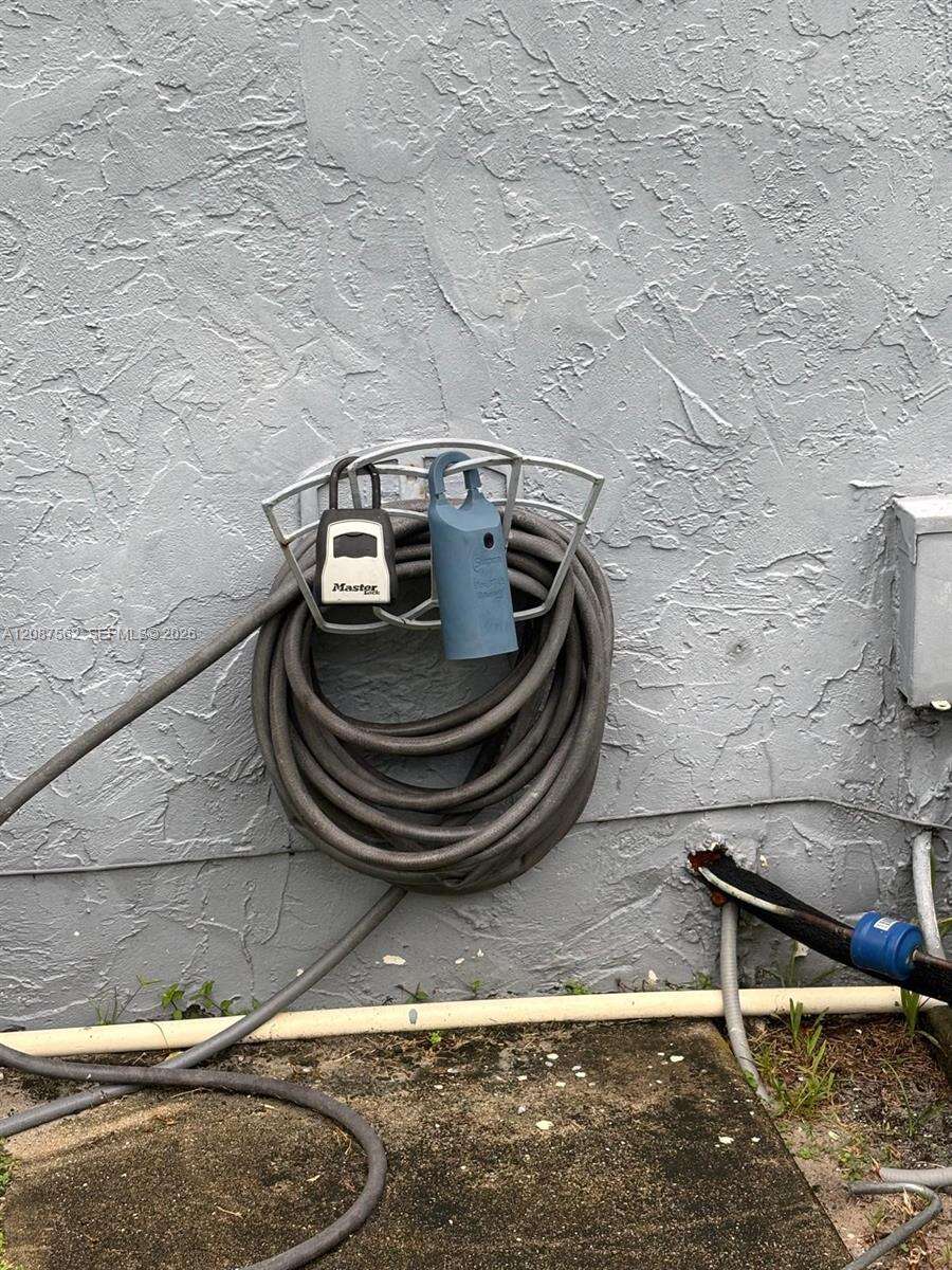 Pembroke Pines | 1271 85th Ave N/A | Picture 11