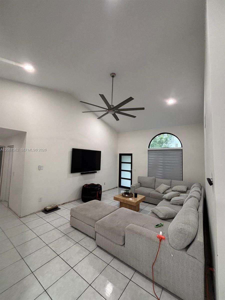 Pembroke Pines | 1271 85th Ave N/A | Picture 9