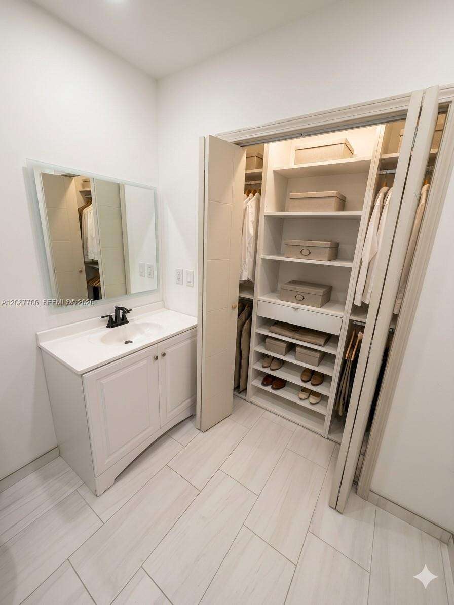 Miami | 510 161st St N/A | Picture 12
