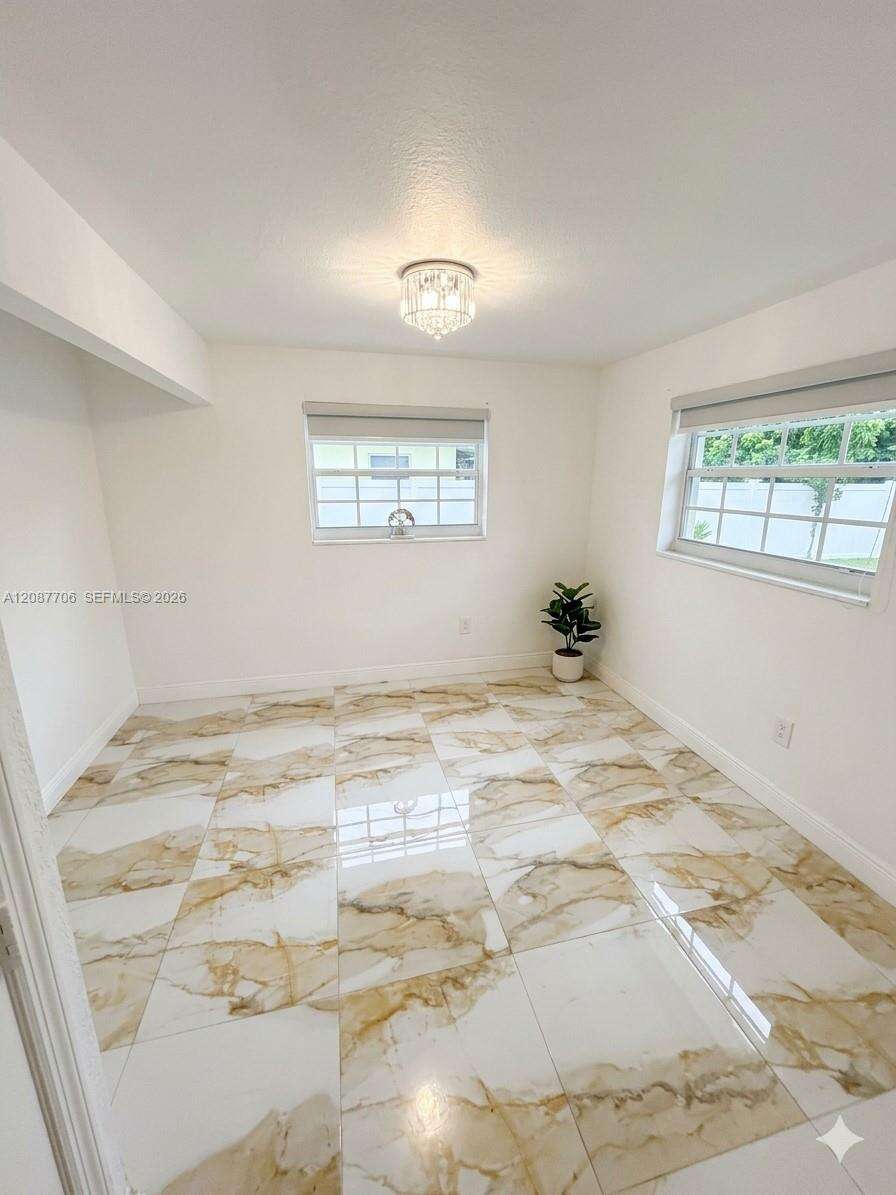 Miami | 510 161st St N/A | Picture 7