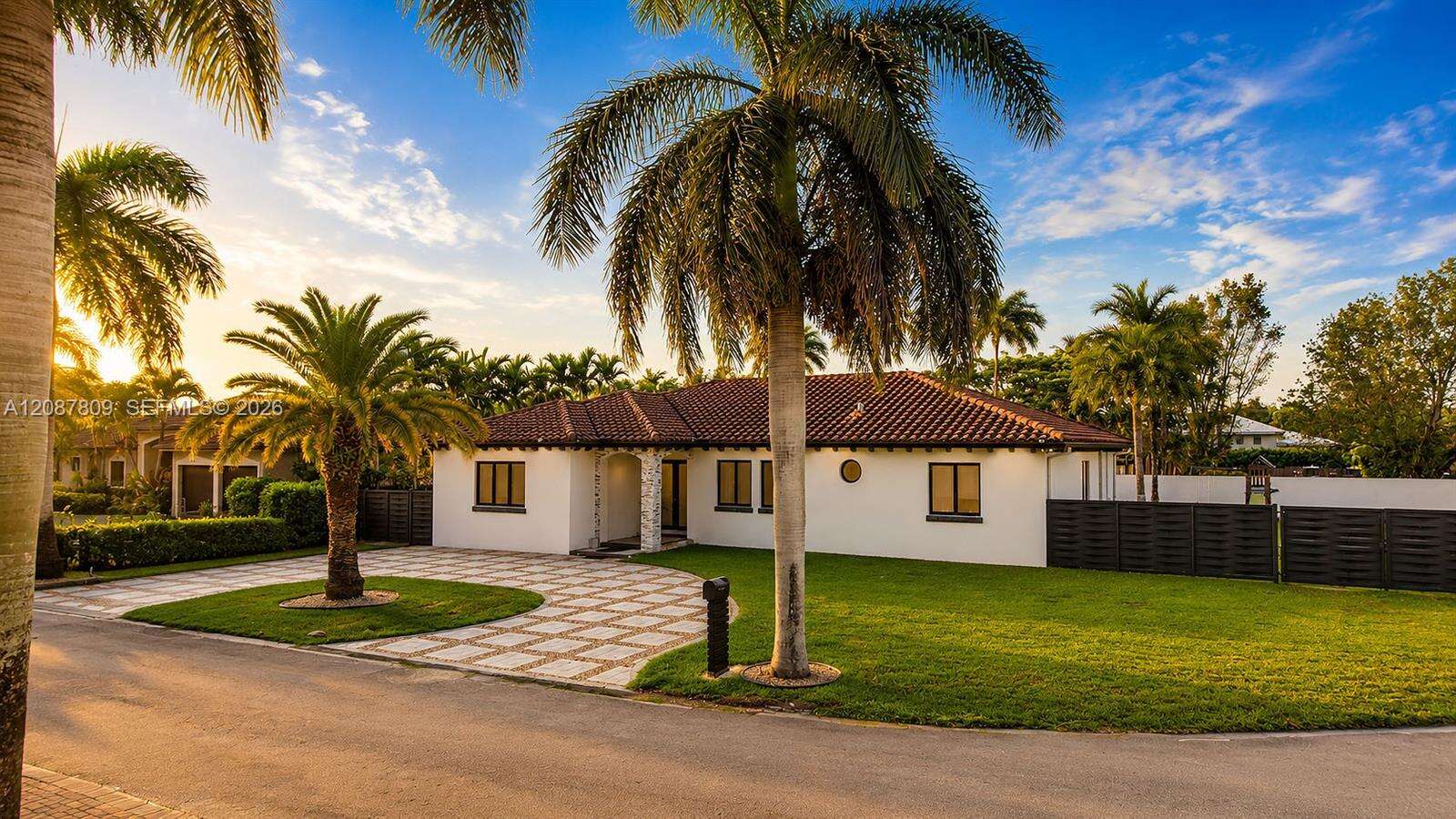 Miami | 19260 134 Ave Road N/A | Picture 1