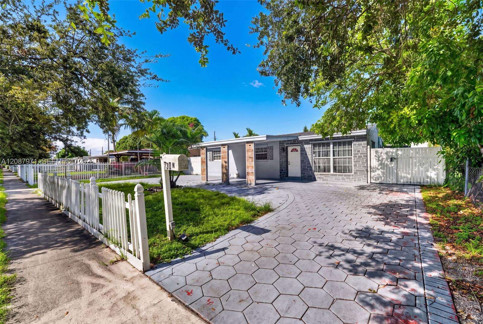 Hollywood | 730 64th Ave N/A | Picture 3