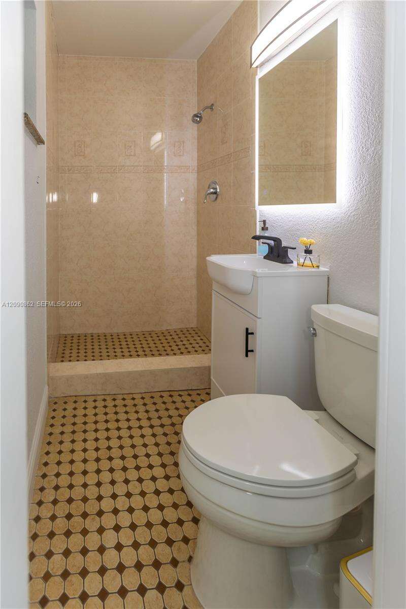 Miami | 4301 85th Ave N/A | Picture 11