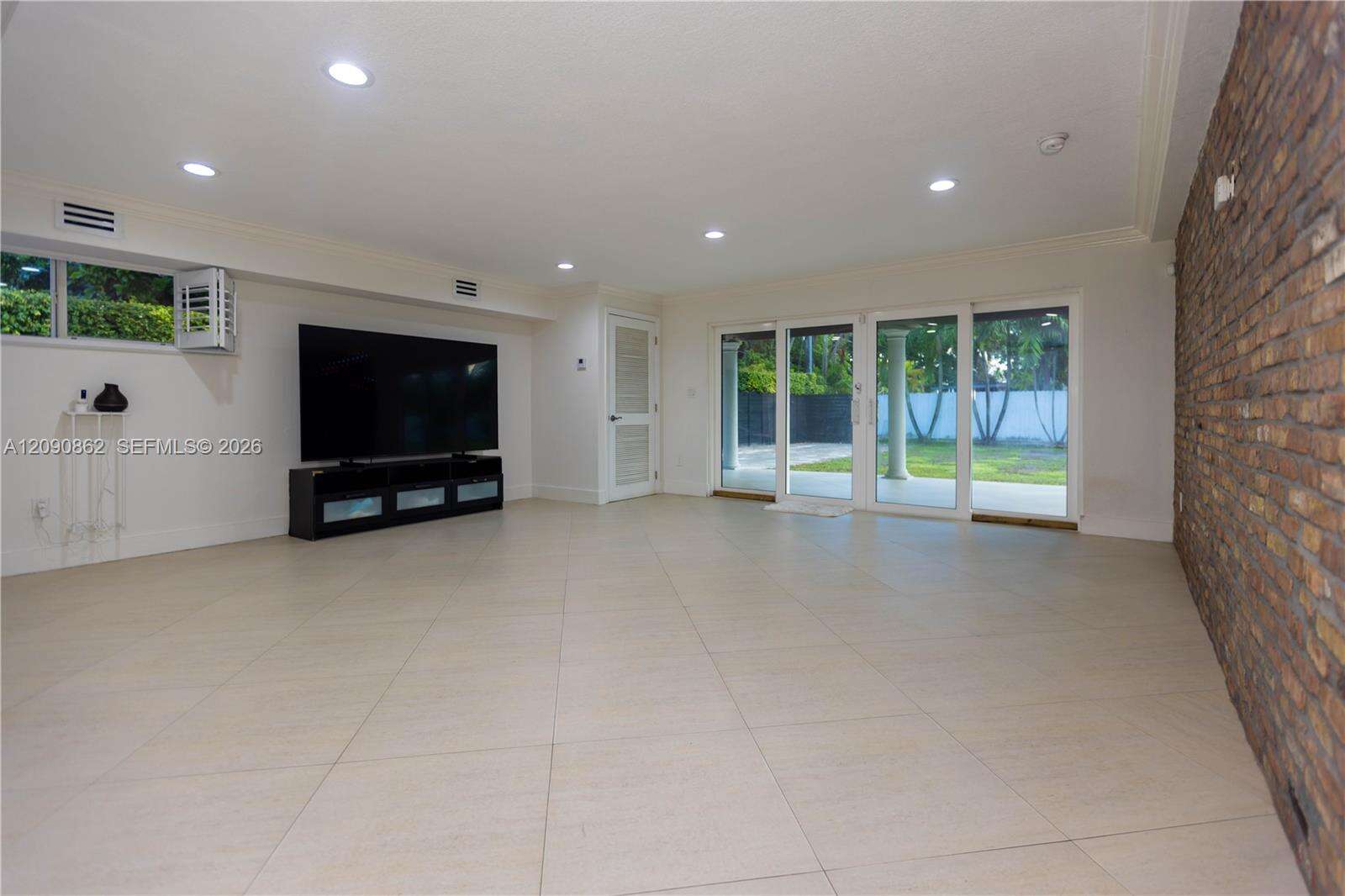 Miami | 4301 85th Ave N/A | Picture 19