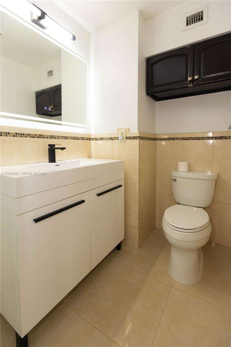 Miami | 4301 85th Ave N/A | Picture 23