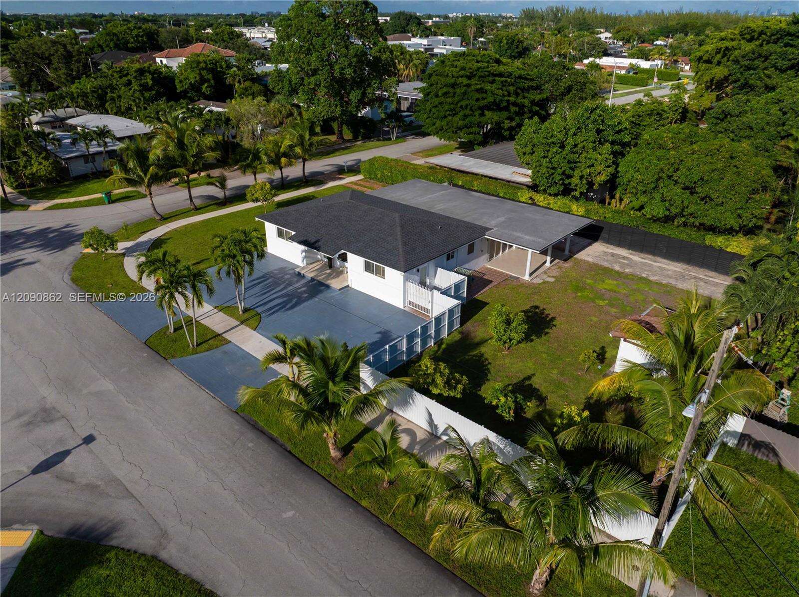 Miami | 4301 85th Ave N/A | Picture 32