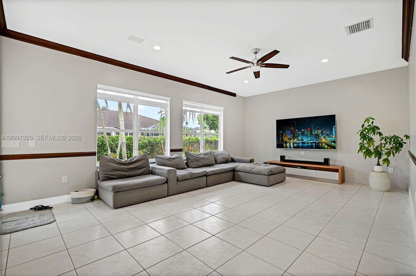 Pembroke Pines | 15976 4th St N/A | Picture 33