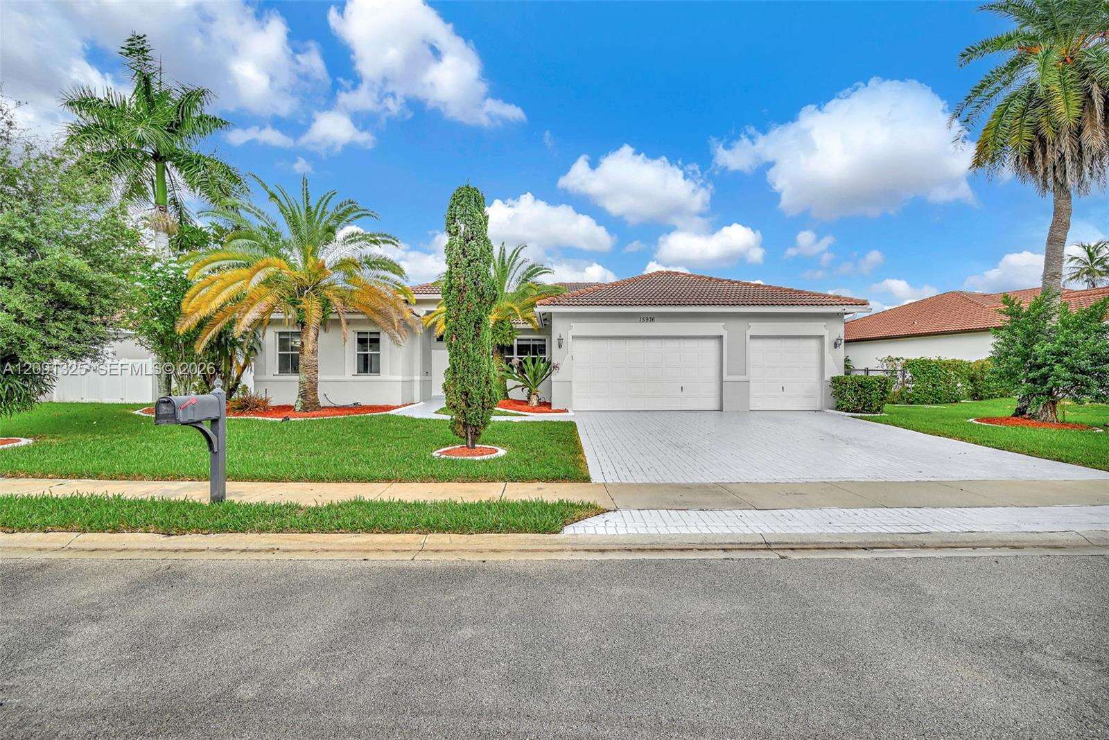 Pembroke Pines | 15976 4th St N/A | Picture 61