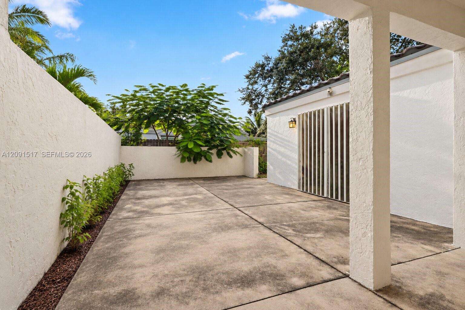 Miami | 15221 158th St N/A | Picture 12