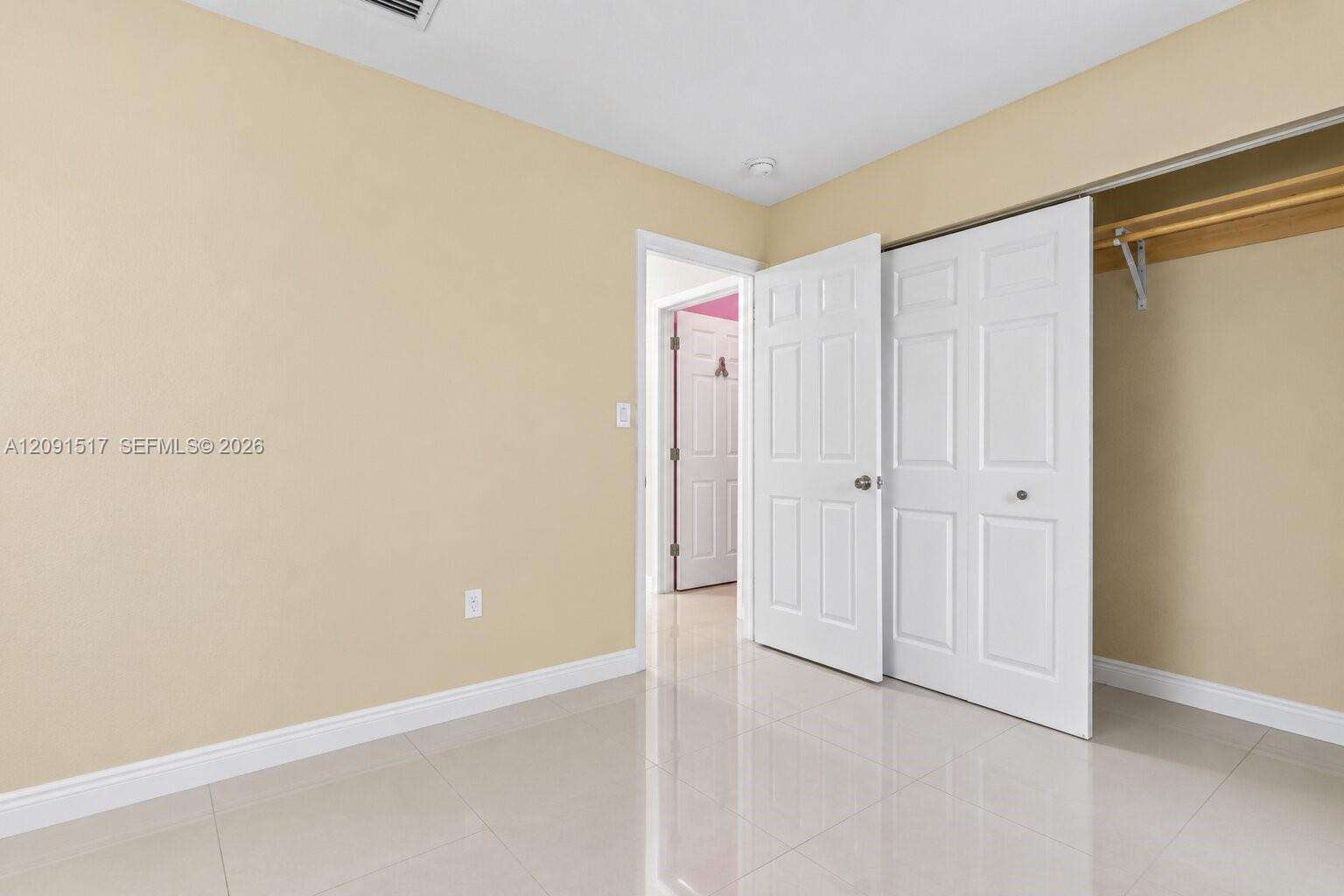 Miami | 15221 158th St N/A | Picture 14