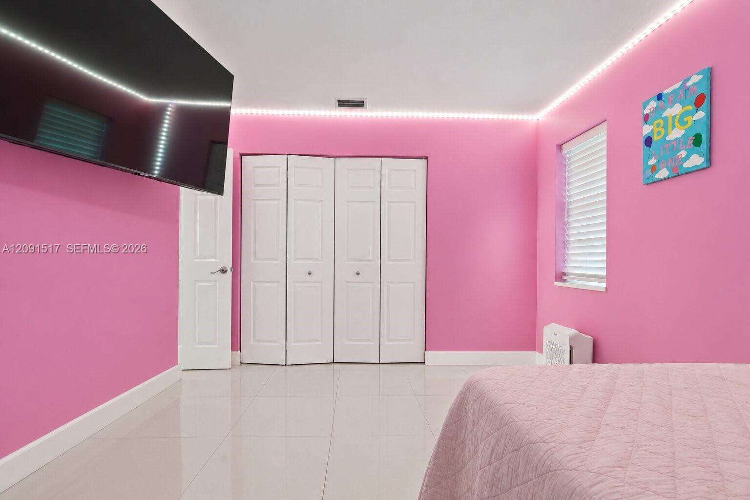 Miami | 15221 158th St N/A | Picture 15