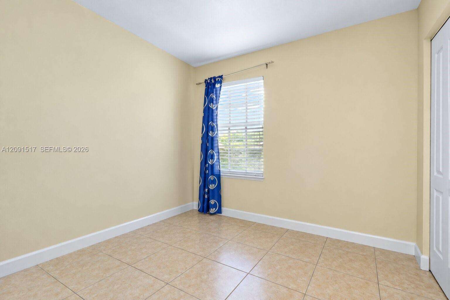 Miami | 15221 158th St N/A | Picture 19
