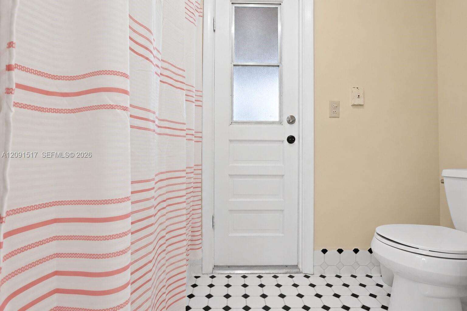 Miami | 15221 158th St N/A | Picture 21