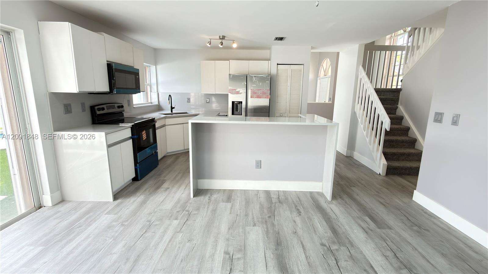 Davie | 13950 Oak Ridge Dr N/A | Picture 16