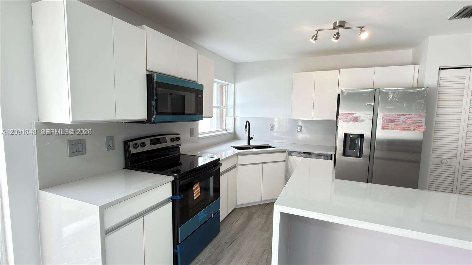 Davie | 13950 Oak Ridge Dr N/A | Picture 17