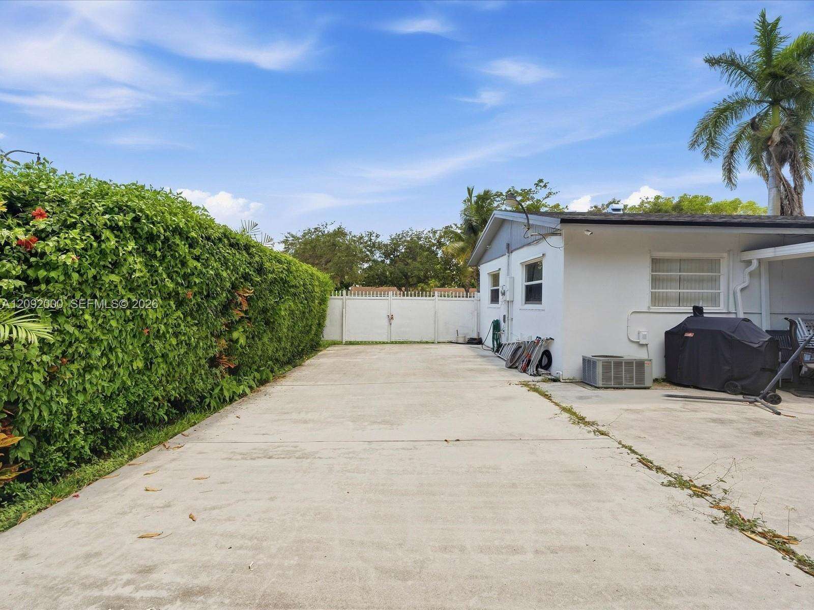 Miami | 10321 Fairway Heights Blvd N/A | Picture 36