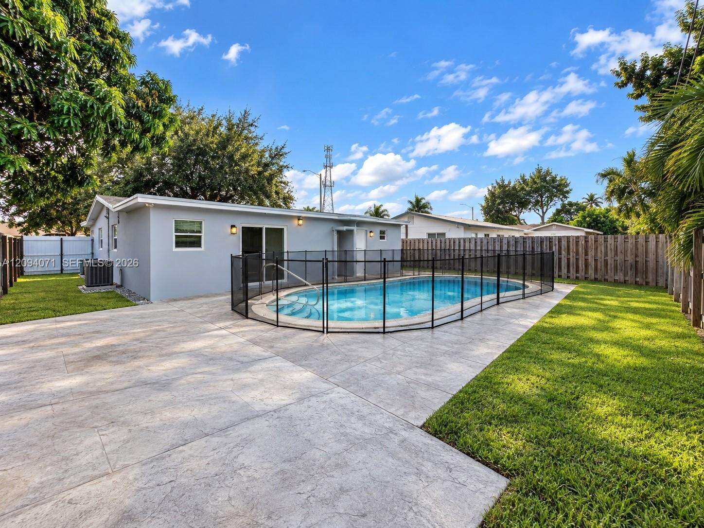 Hollywood | 6831 Sheridan St N/A | Picture 2