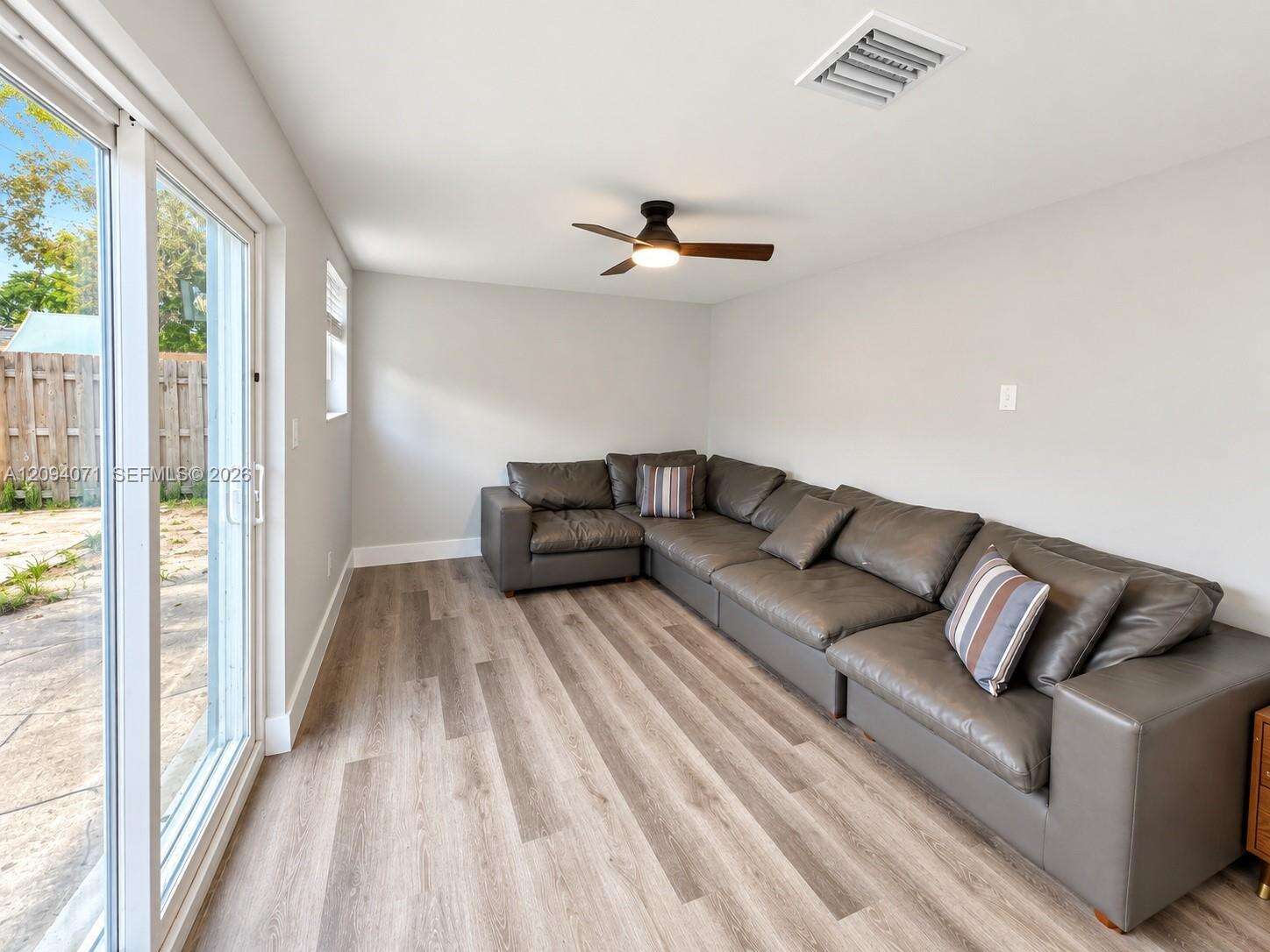 Hollywood | 6831 Sheridan St N/A | Picture 12