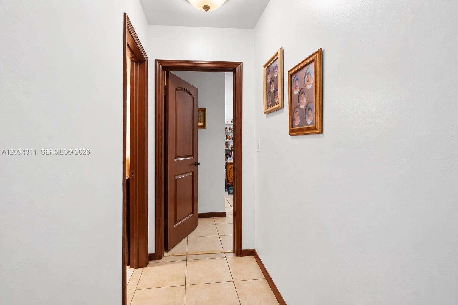 Miami | 19901 Highland Lakes Blvd N/A | Picture 12